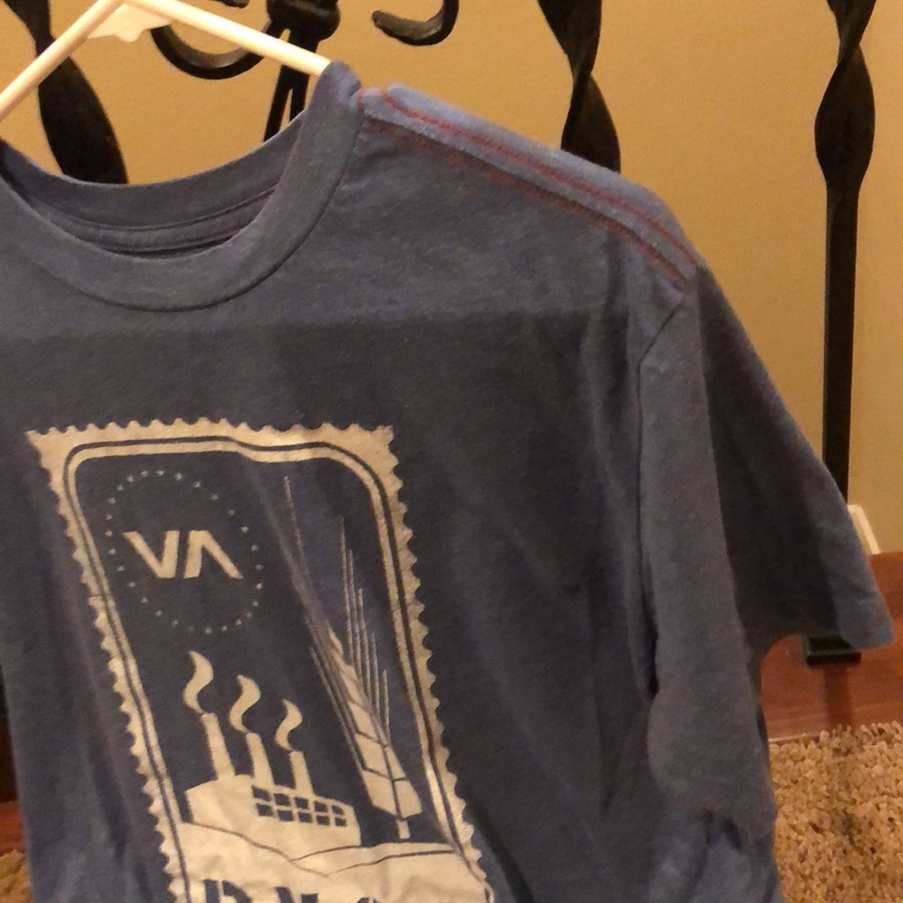 👕 T Shirt by RVCA - Picture 3 of 8